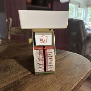 Vintage Sterling Adjustable Diet Scale Green Ounces & Grams with box